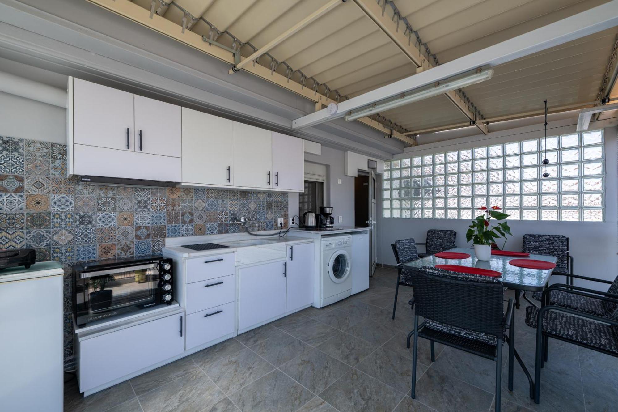 Myrto Luxurious Top Floor Studio Kalamata Exterior photo
