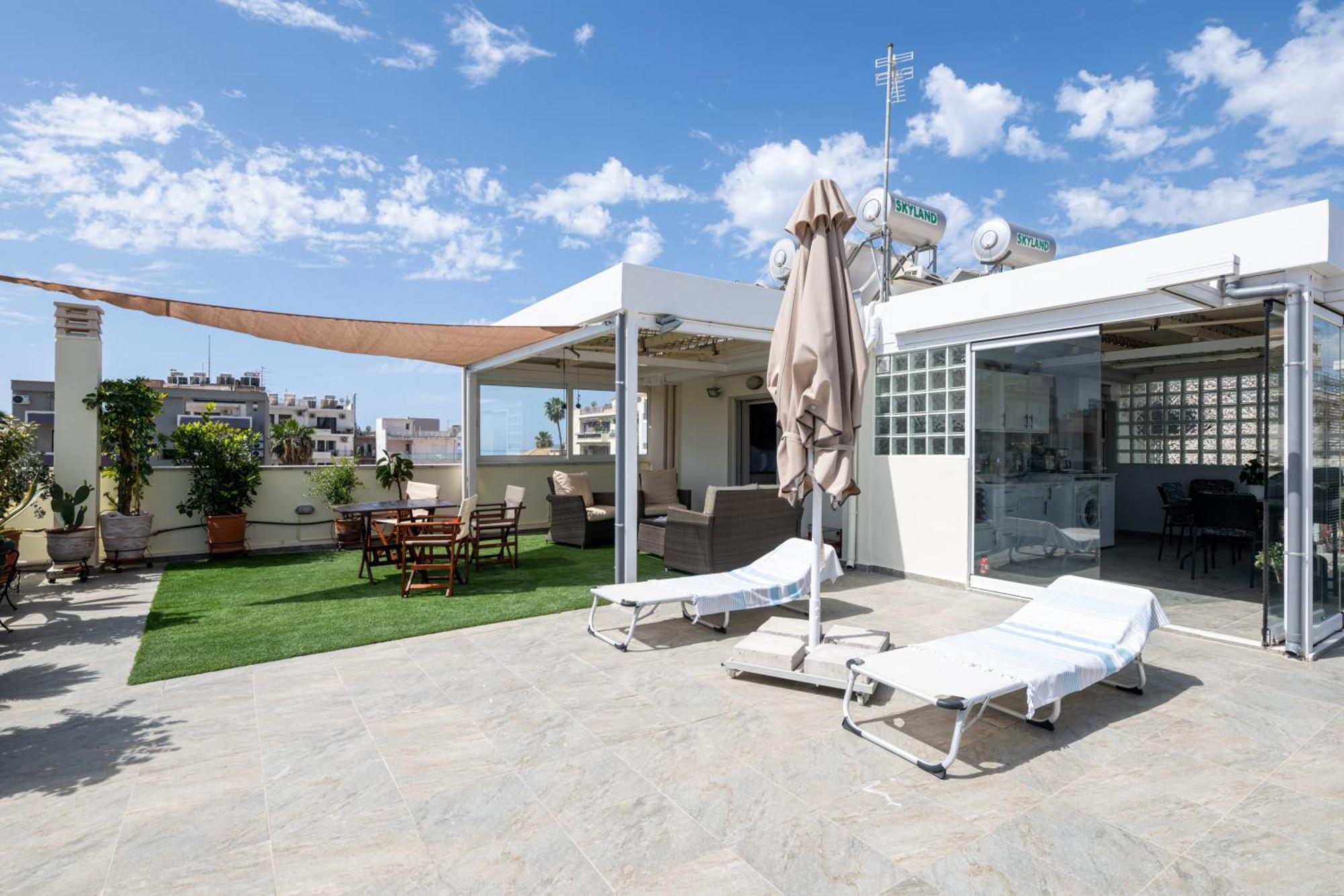 Myrto Luxurious Top Floor Studio Kalamata Exterior photo